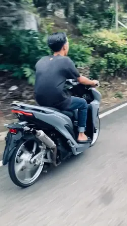 slowmo mundur