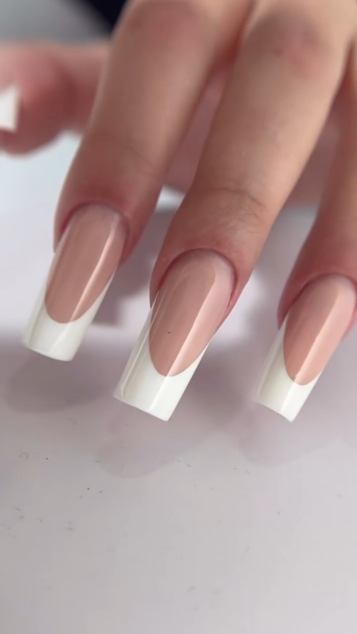 NAILS 