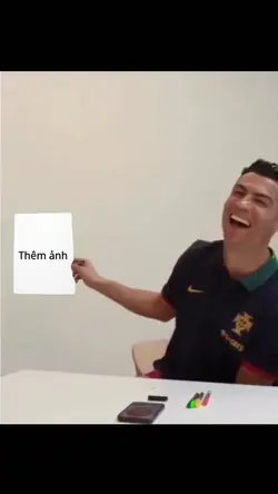 Mẫu A7 Cầm Ảnh