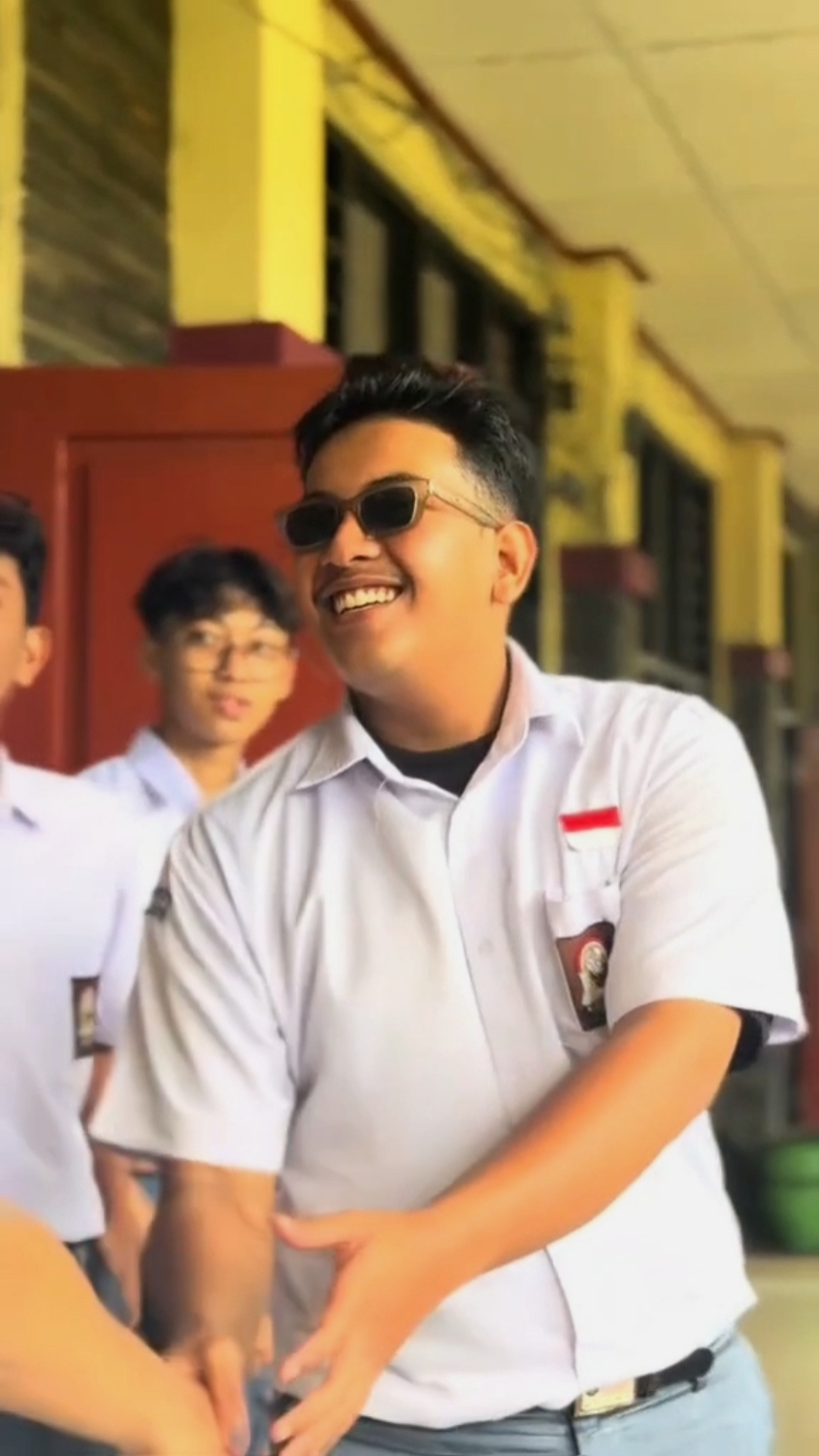 Slowmo maju mundur 