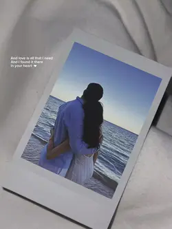 POLAROID