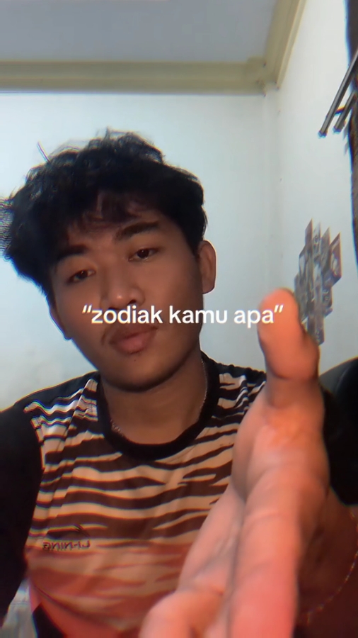 VERSI LEO CINTA