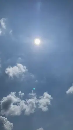 光あふれる空