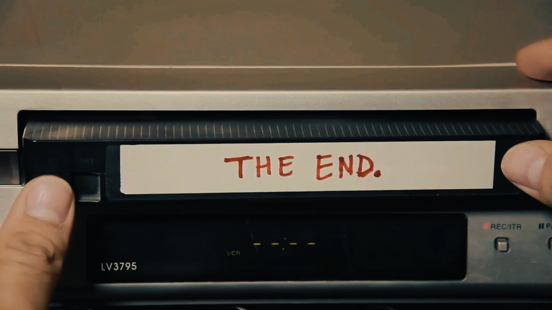 THE END 2025 
