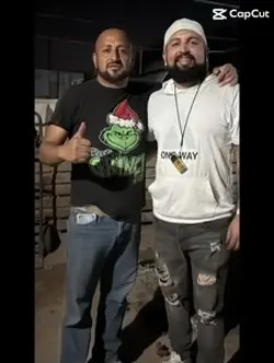 Abrazo de hermanos