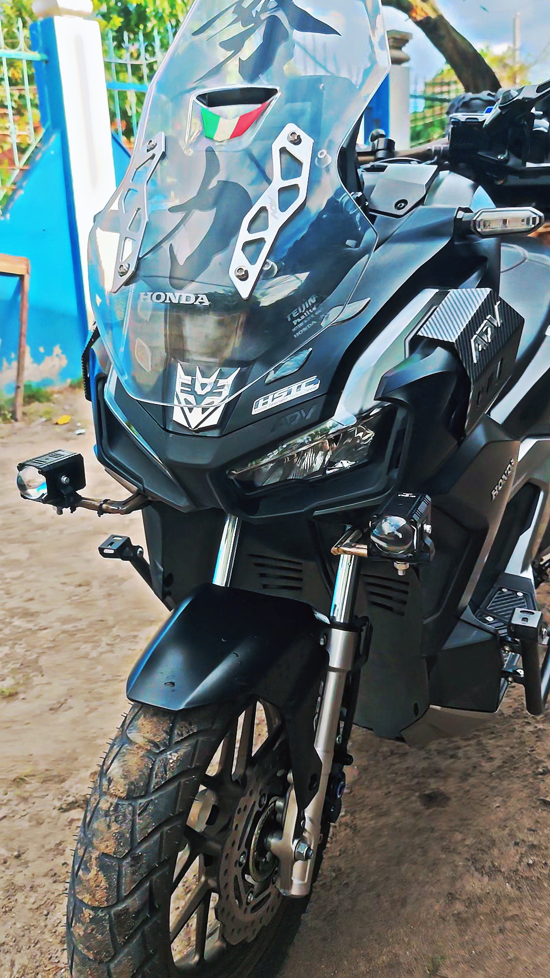Cover Picture