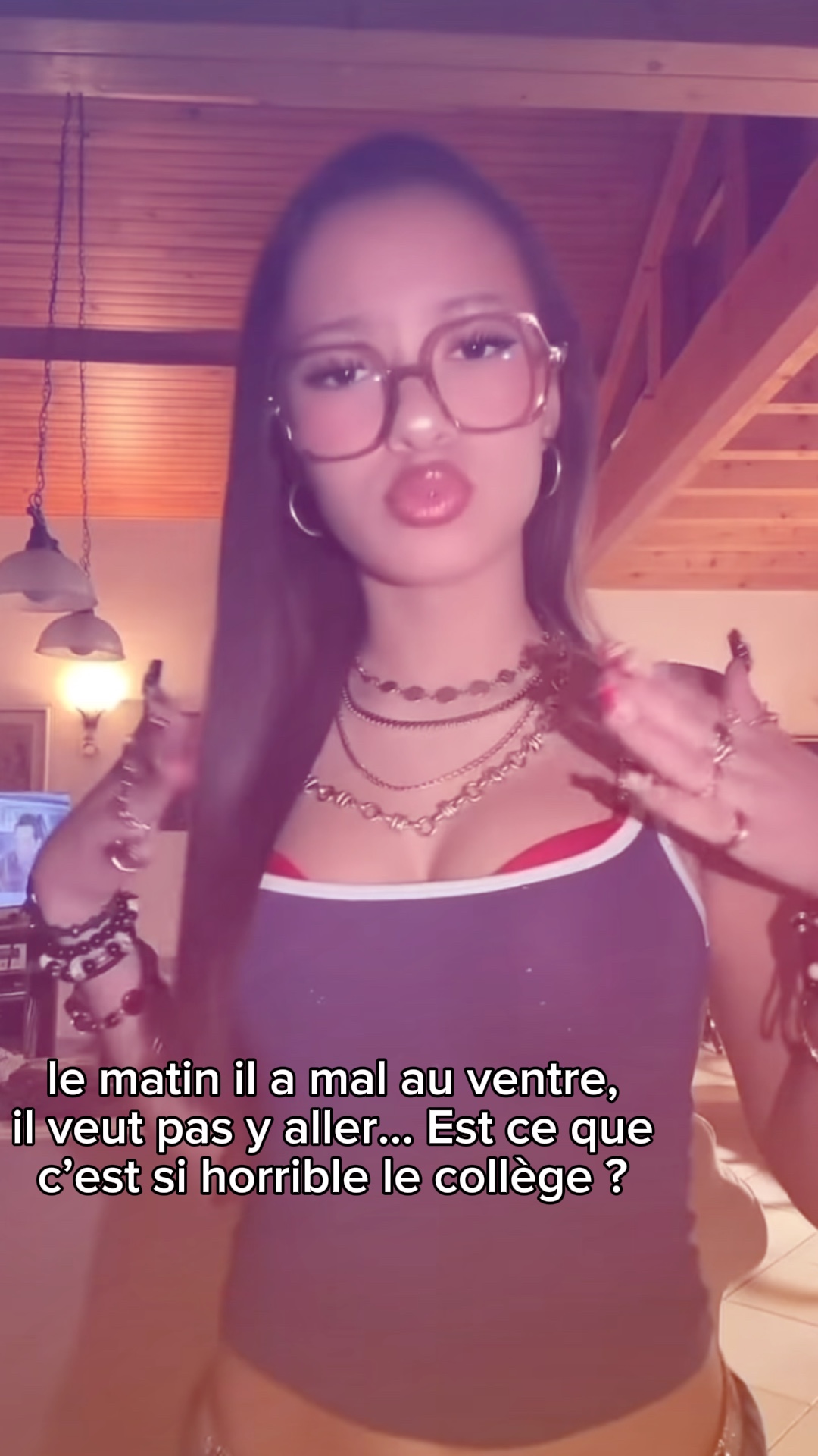 Le matin, elle...