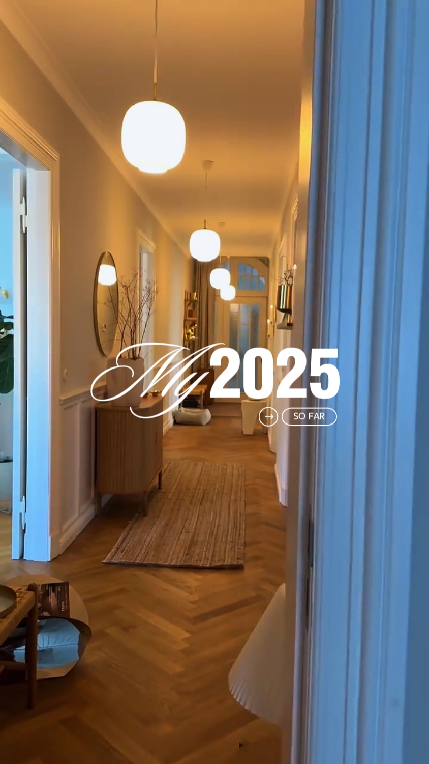 2025 ÇOK UZAK