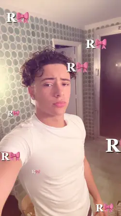 Letter + Ribbon 🎀