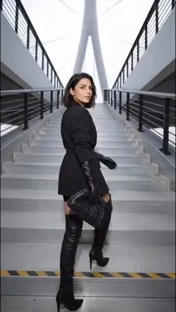 MODEL VIRAL FASHION 