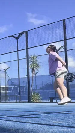Paddle match