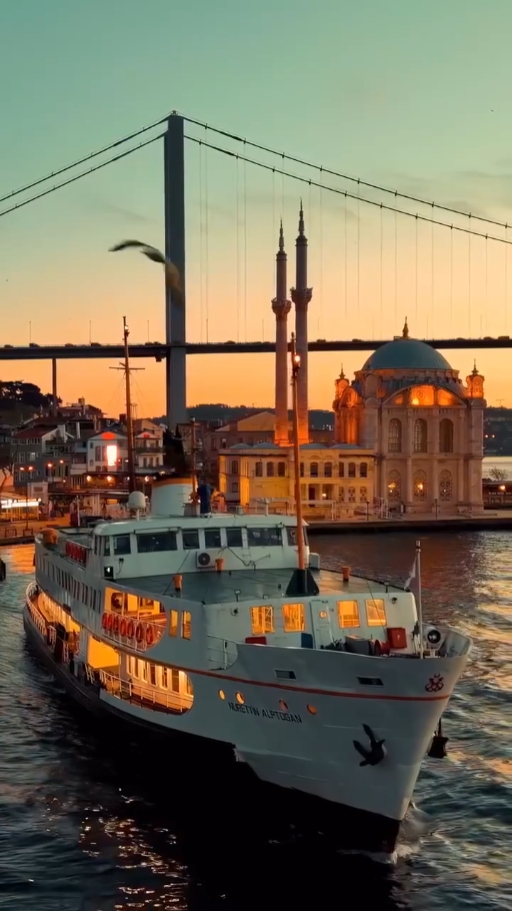 İSTANBUL 