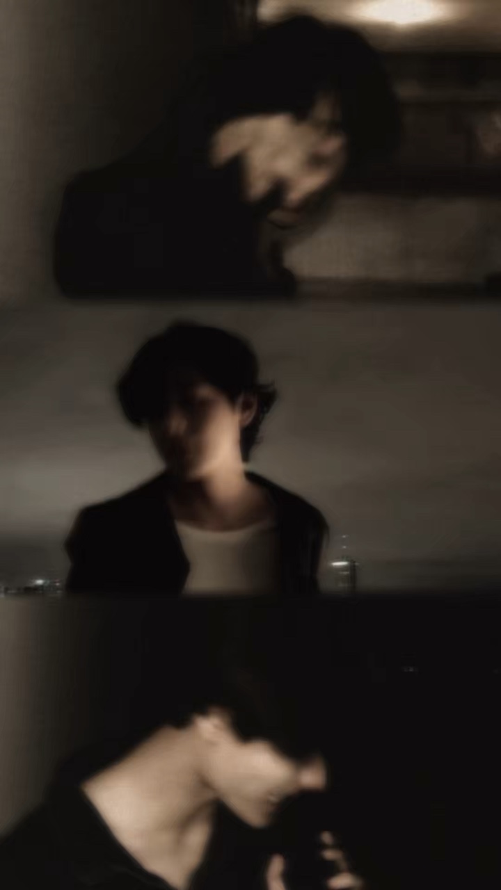 3 pict dark