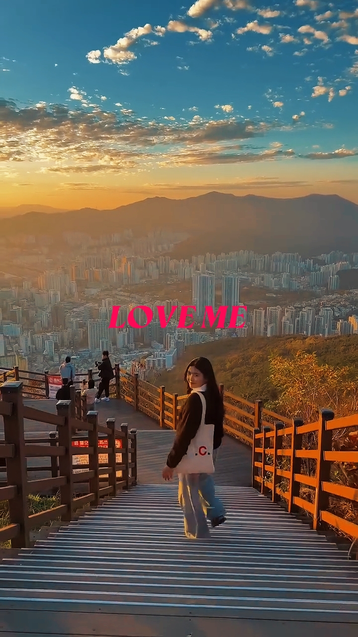 LOVE ME 