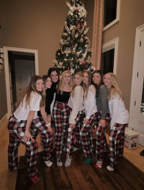 CHRISTMAS PARTY 