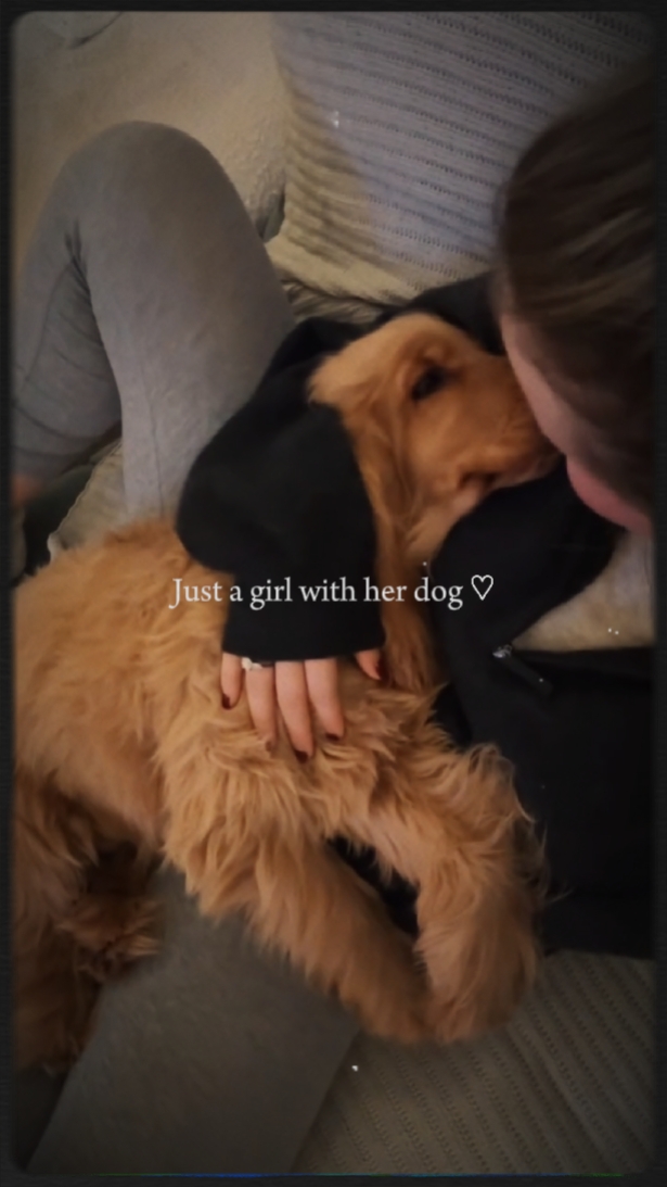 juste une fille avec elle