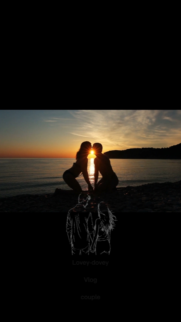 Vlog Sunset Couple