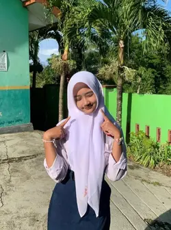 jatuh cinta memang