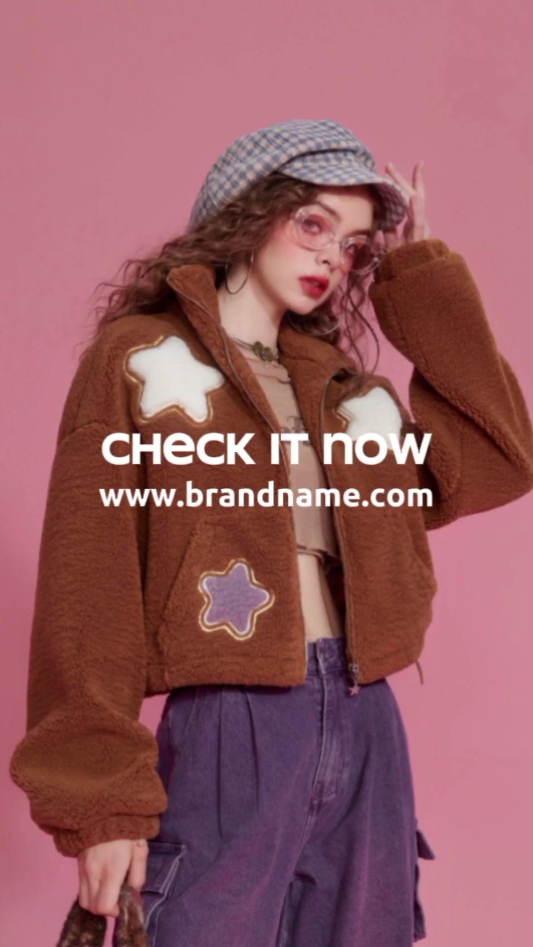 Mädchen Mode Produkt Display Tiktok Stil