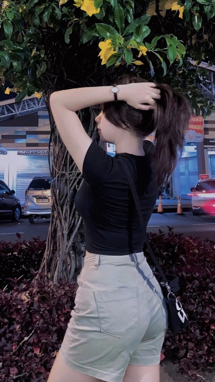5 Foto • Kece “ 