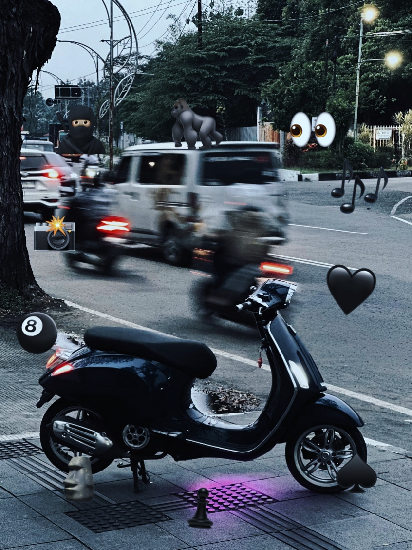 Black emoji IP 