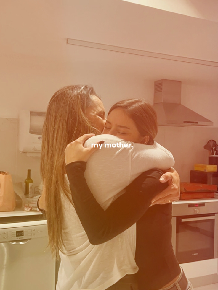 Amo a mi mamá. 