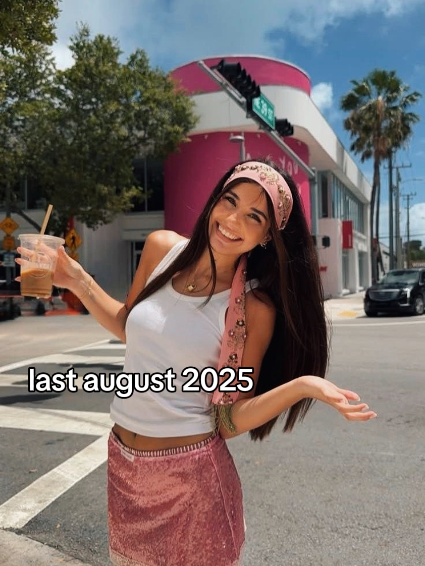 Último vs em agosto