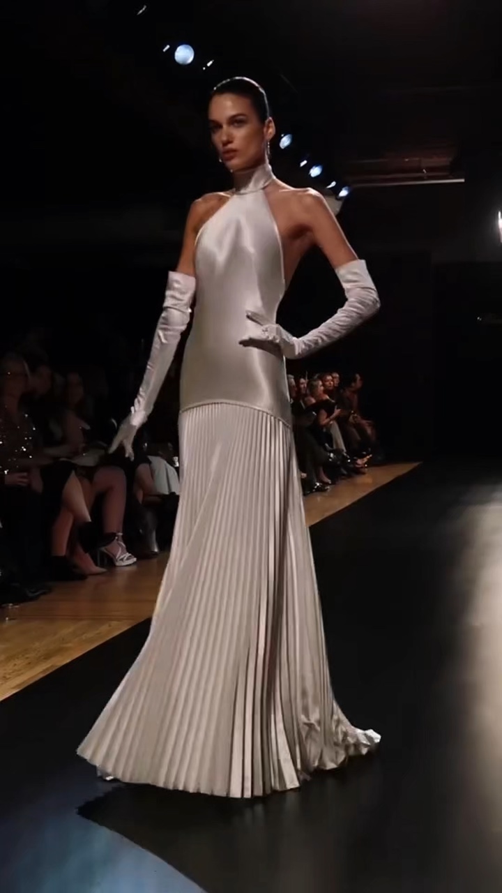 Wedding clothes 