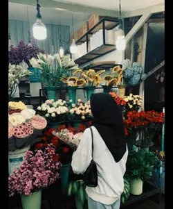 mawar yang menari