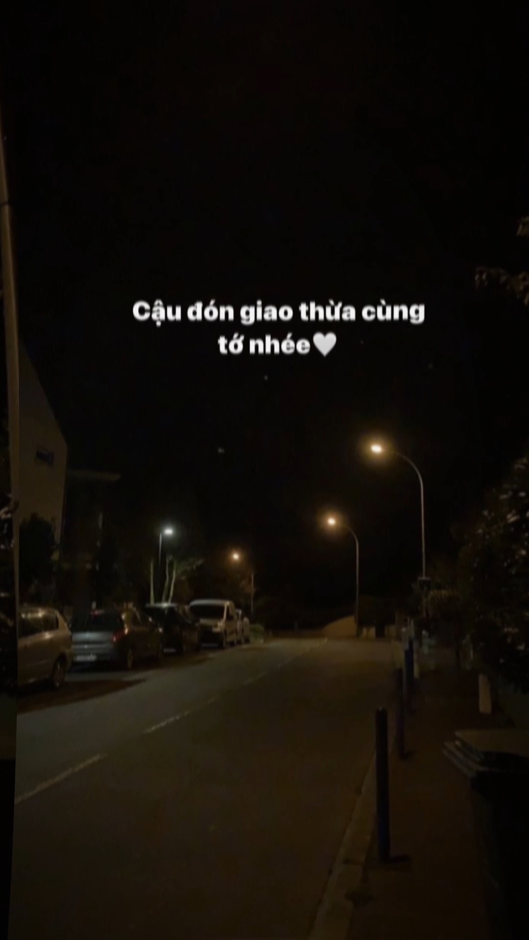 Cậu đón giao thừa