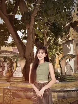 ဘယ်သူရှိမလဲ // ဆိုတေး