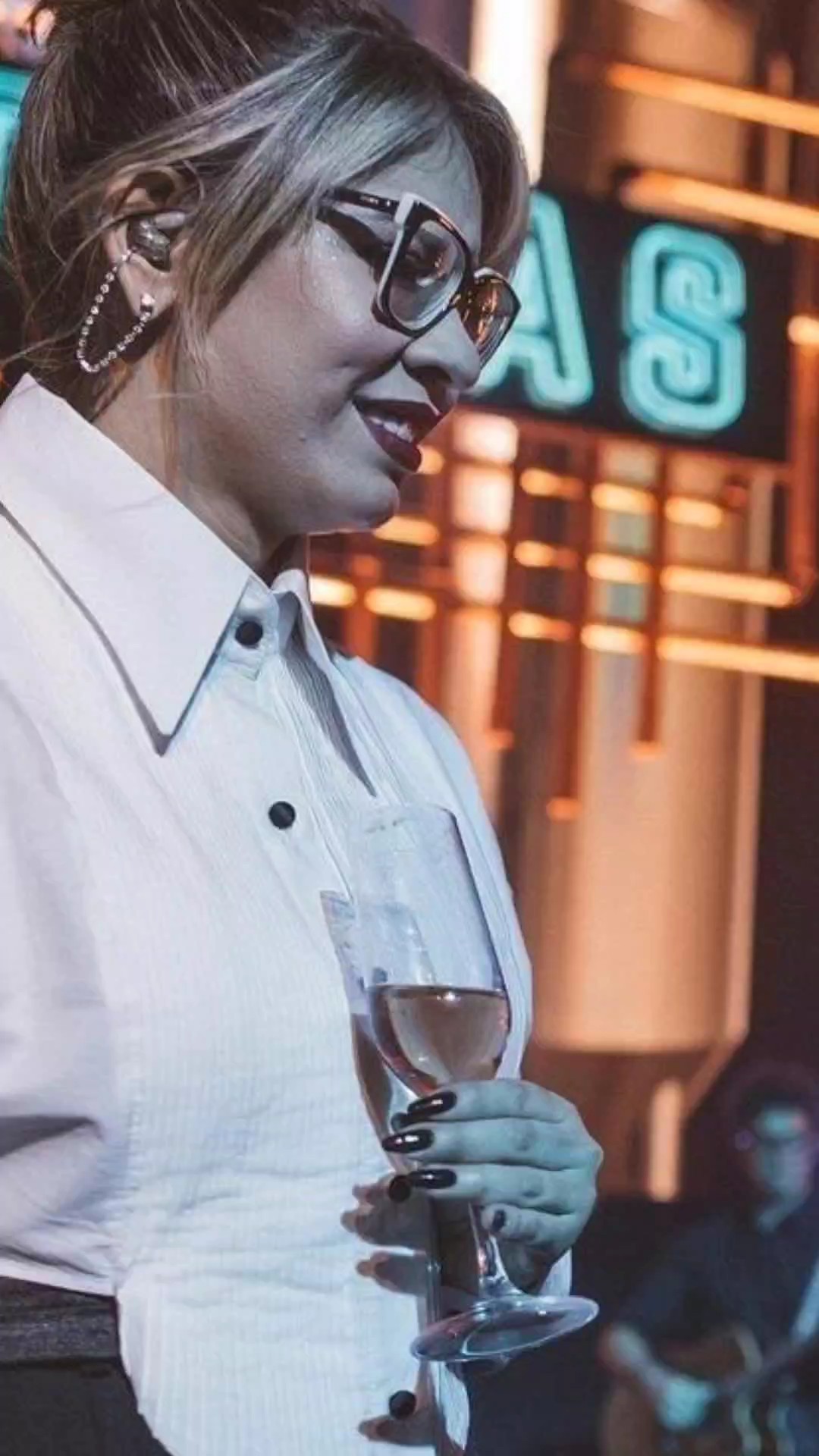 eu vou te processar.