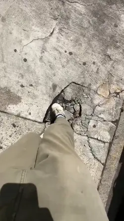 Hole NYC greenscreen