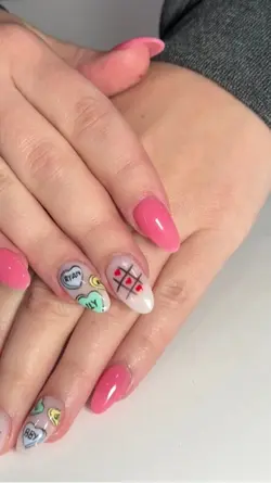 Valentine nail inspo
