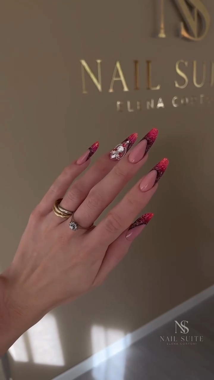 ONGLES 