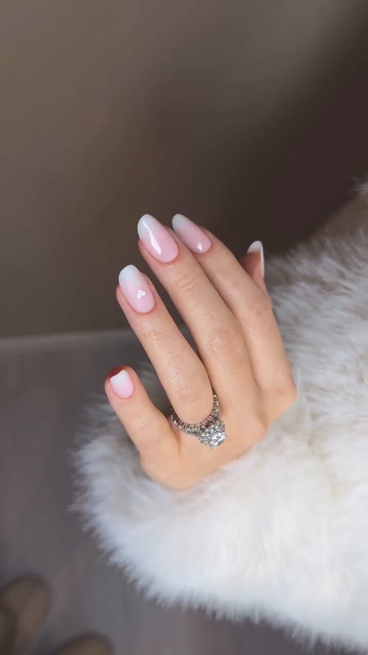 UÑAS 