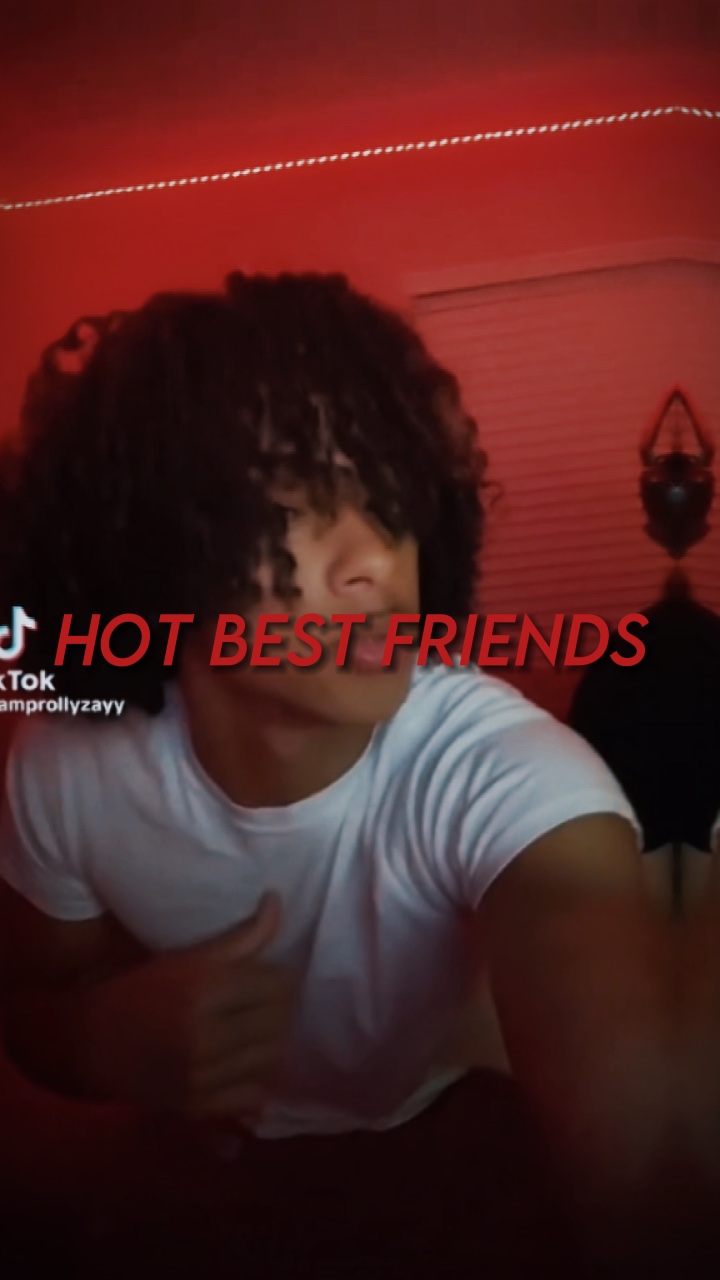 Hot matalik na kaibigan 