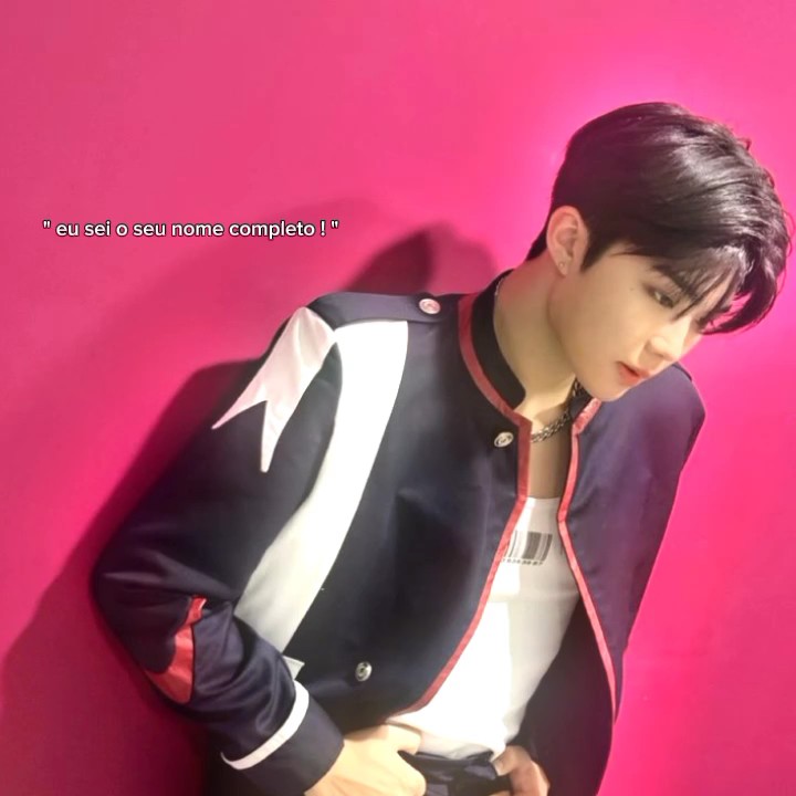 ⋆ 𝐀 ' palhaça ' . .