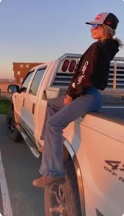 If she ain't country