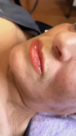 Hydra Gloss Lips