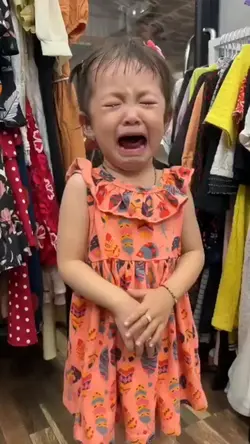 Menininha Chorando