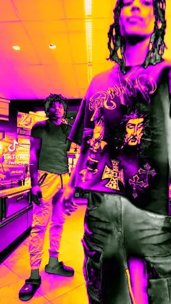 Silk press🌚👁️👄👁️