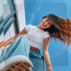 wait a minute x8pics